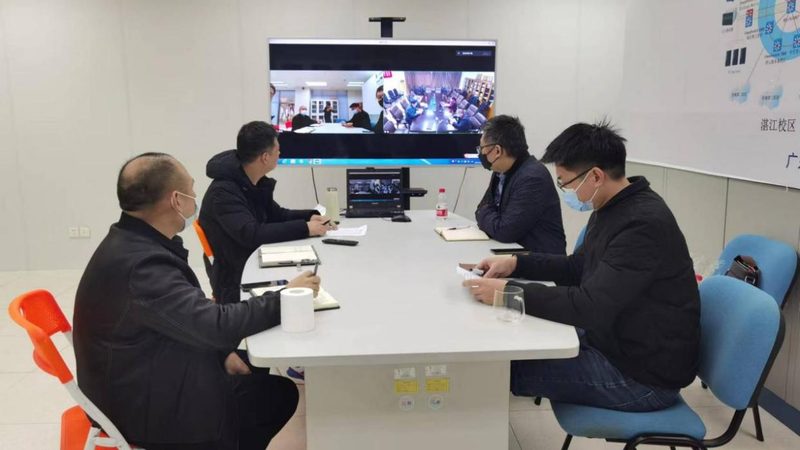 设备选型与配置是报价清单的核心内容。在选型时，应考虑以下因素：
